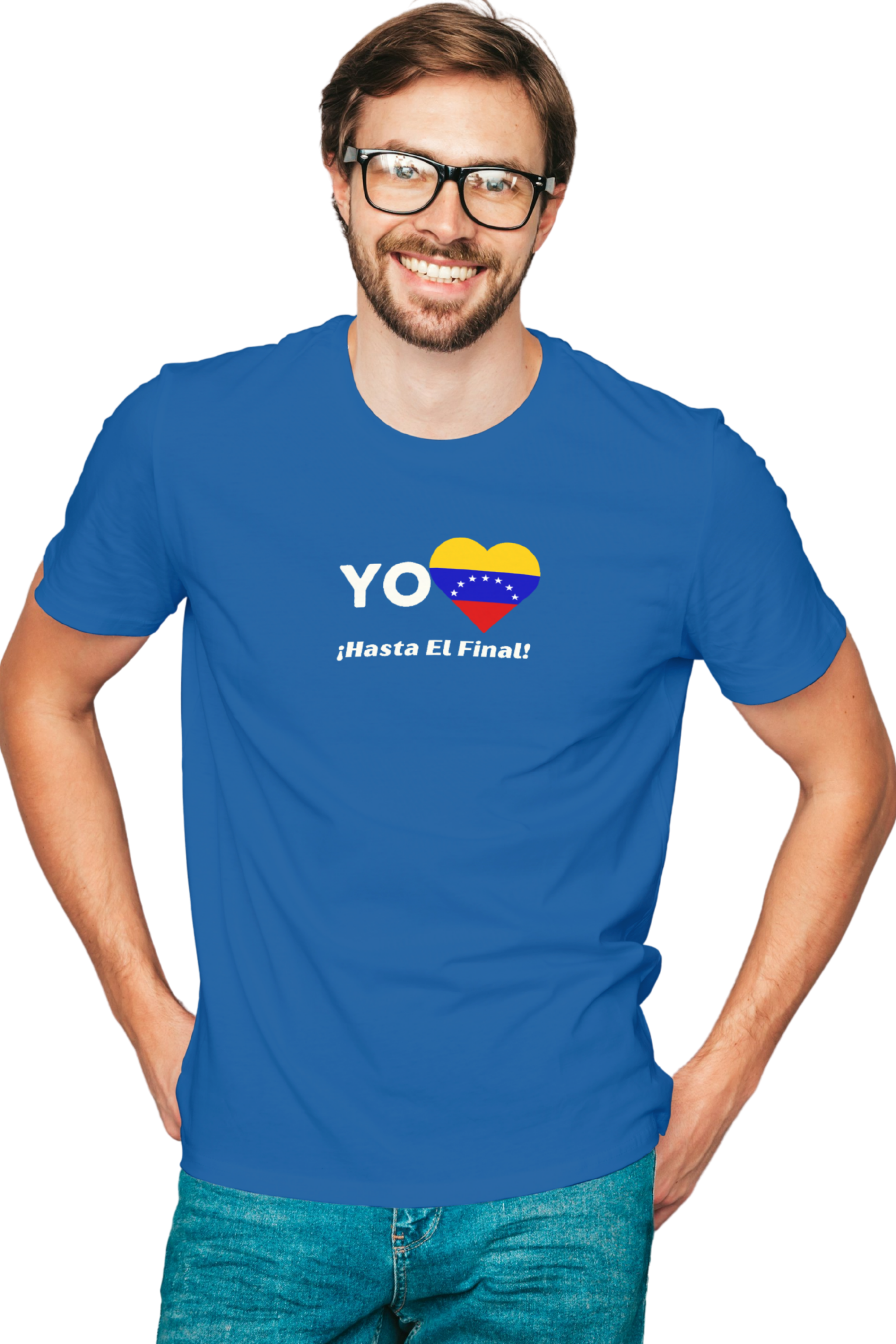 Un hombre viste una franela azul con la bandera venezolana de 7 estrellas en forma de corazón, la palabra "YO" a la izquierda y el texto "¡HASTA EL FINAL!" debajo.